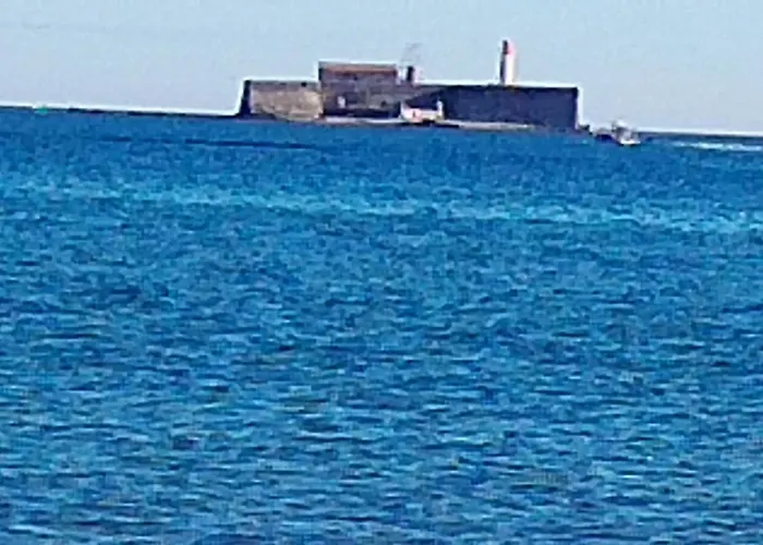 Apartment Spacieux A Avec Piscine Partagee 68 M² Agde