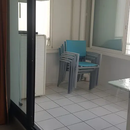 Lumineux A Avec Vues Et Piscine Partagee * Agde