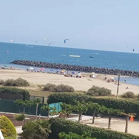 Lumineux A Avec Vues Et Piscine Partagee Agde