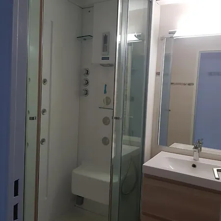 Lumineux A Avec Vues Et Piscine Partagee Apartment Agde
